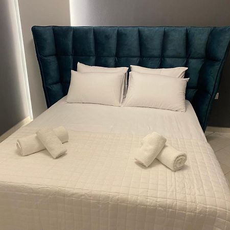Comfortable Apartment Near To Metro Athén Kültér fotó
